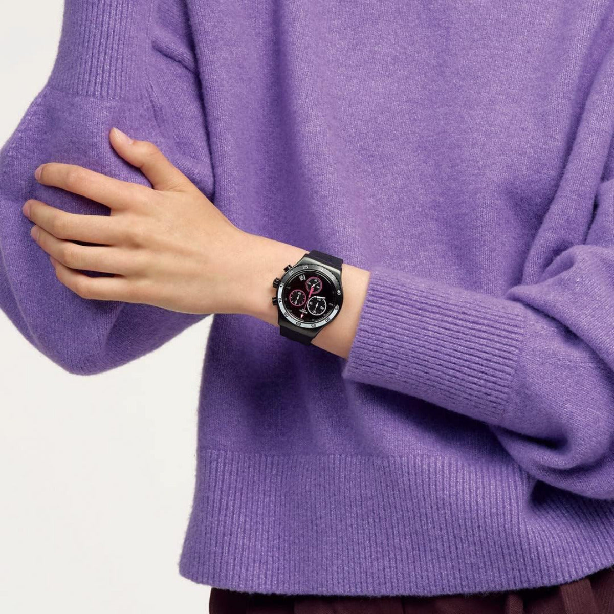Swatch - MAGENTA AT NIGHT -  YVB413