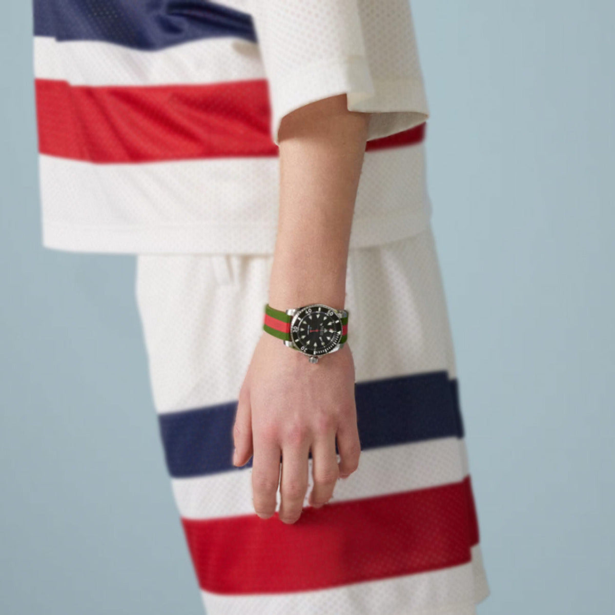 Gucci - Dive Automatic - YA136.349