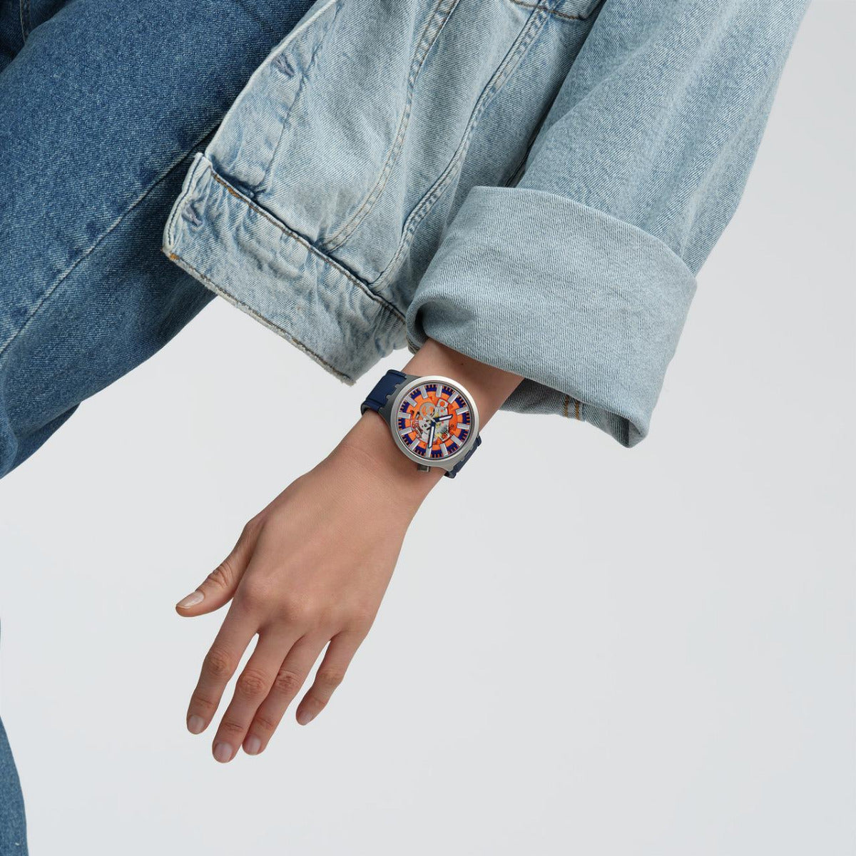 Swatch -  ORANGE IN THE WORKS - SB07S114