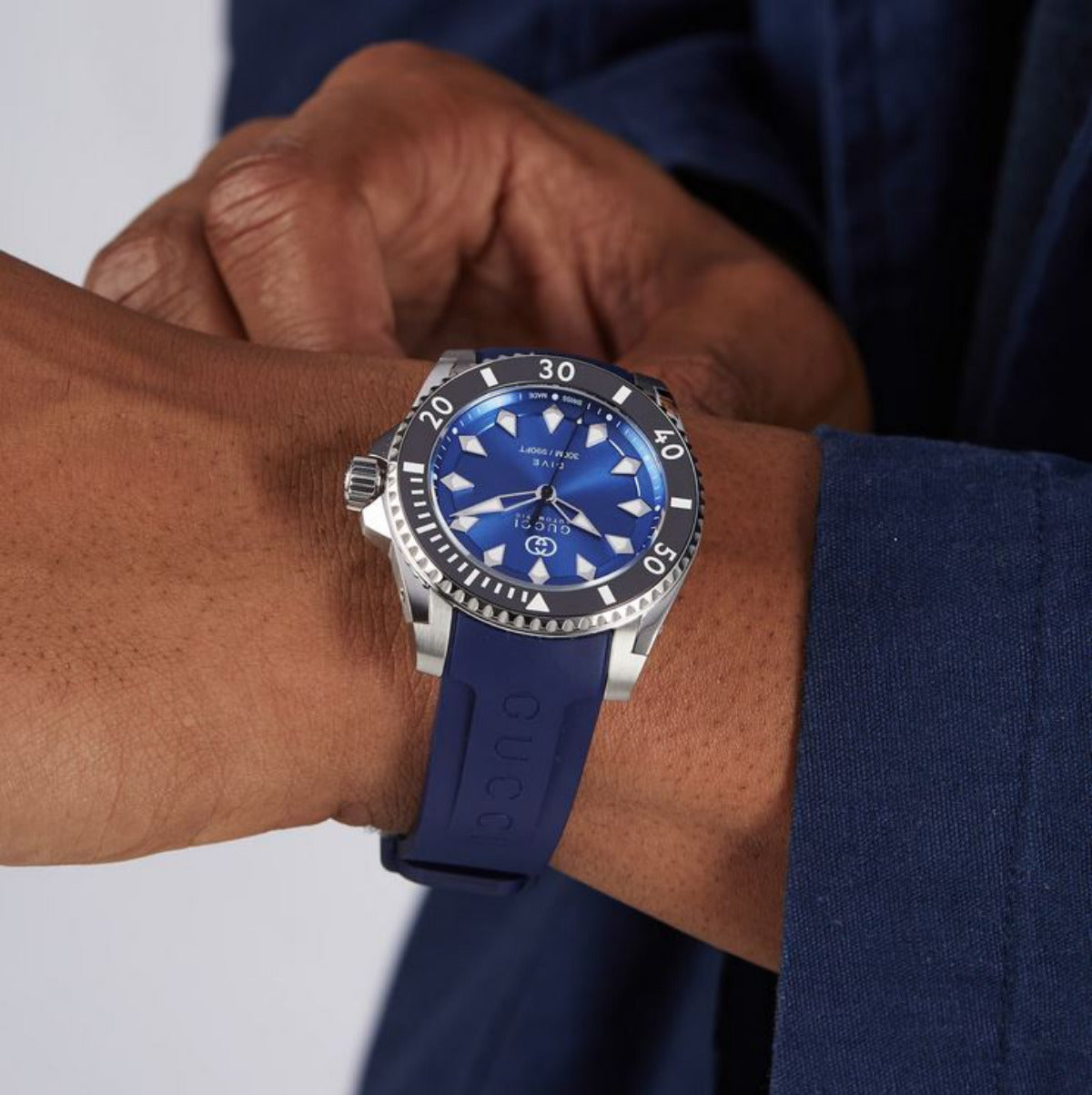 Gucci - Dive Automatic - YA136.359