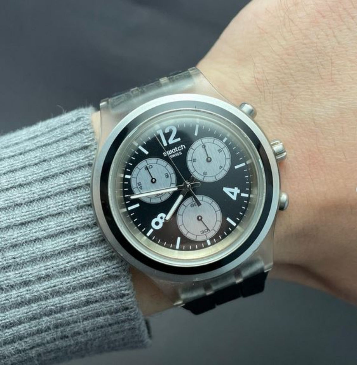 Swatch - ELEBLACK - SVCK1004