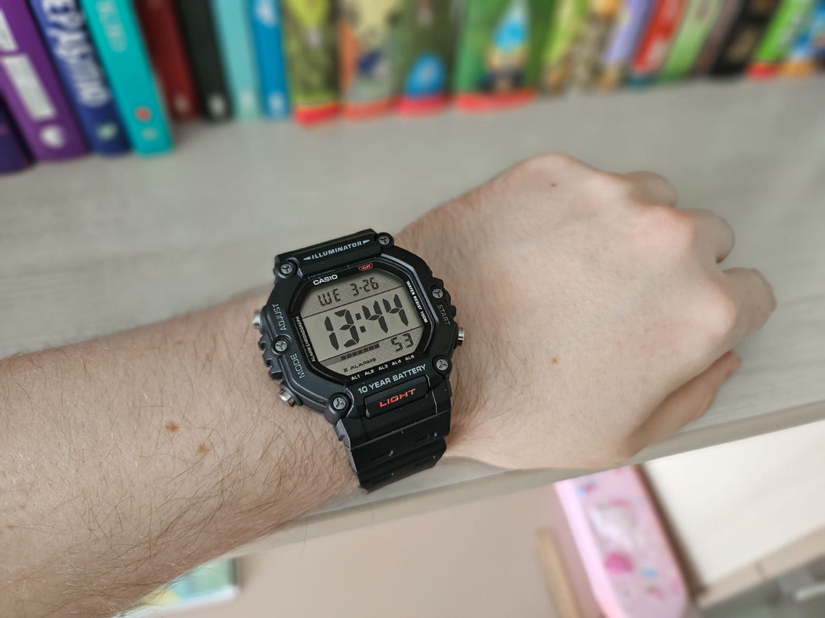 Casio - General - AE-1600H-1AVDF