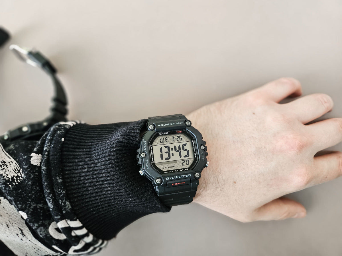 Casio - General - AE-1600H-1AVDF