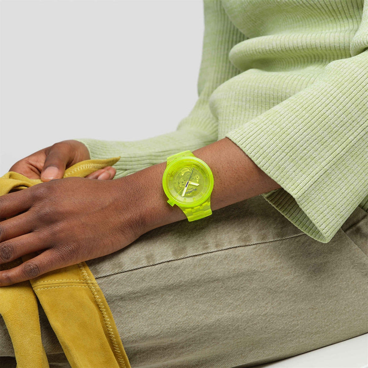 Swatch - YELLOW JOY - SB05J103