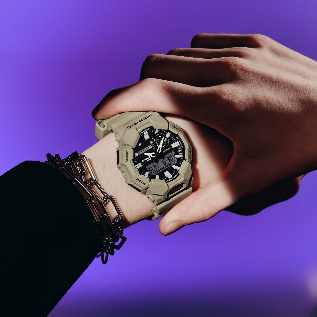 Casio - G-Shock - GA-010-5ADR