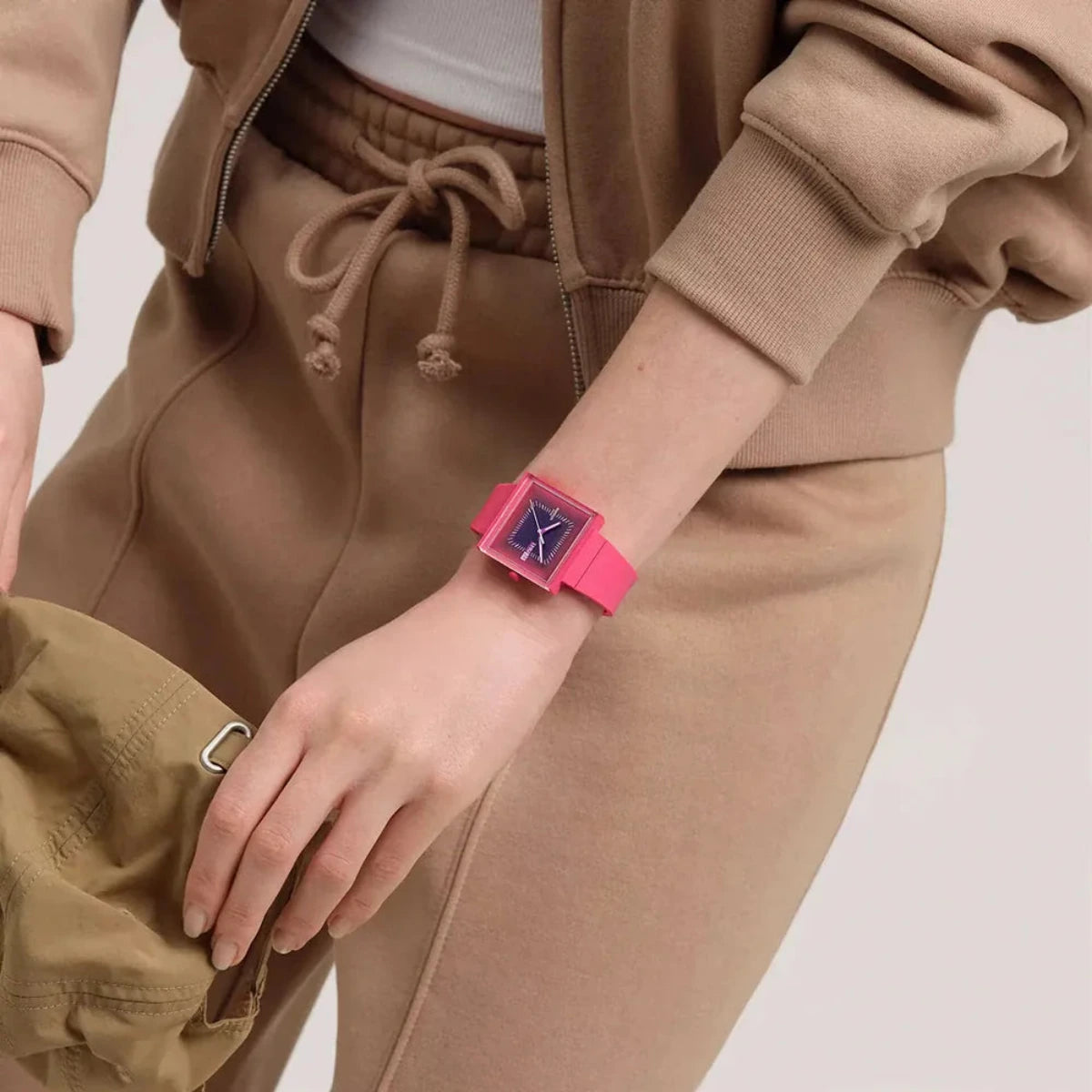 Swatch -  SQUARELY BERRY - SO34R700