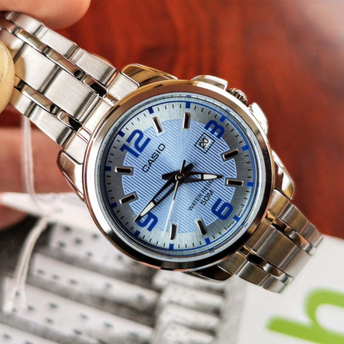 Casio LTP-1314D-2AVDF Women's Watch description image 3